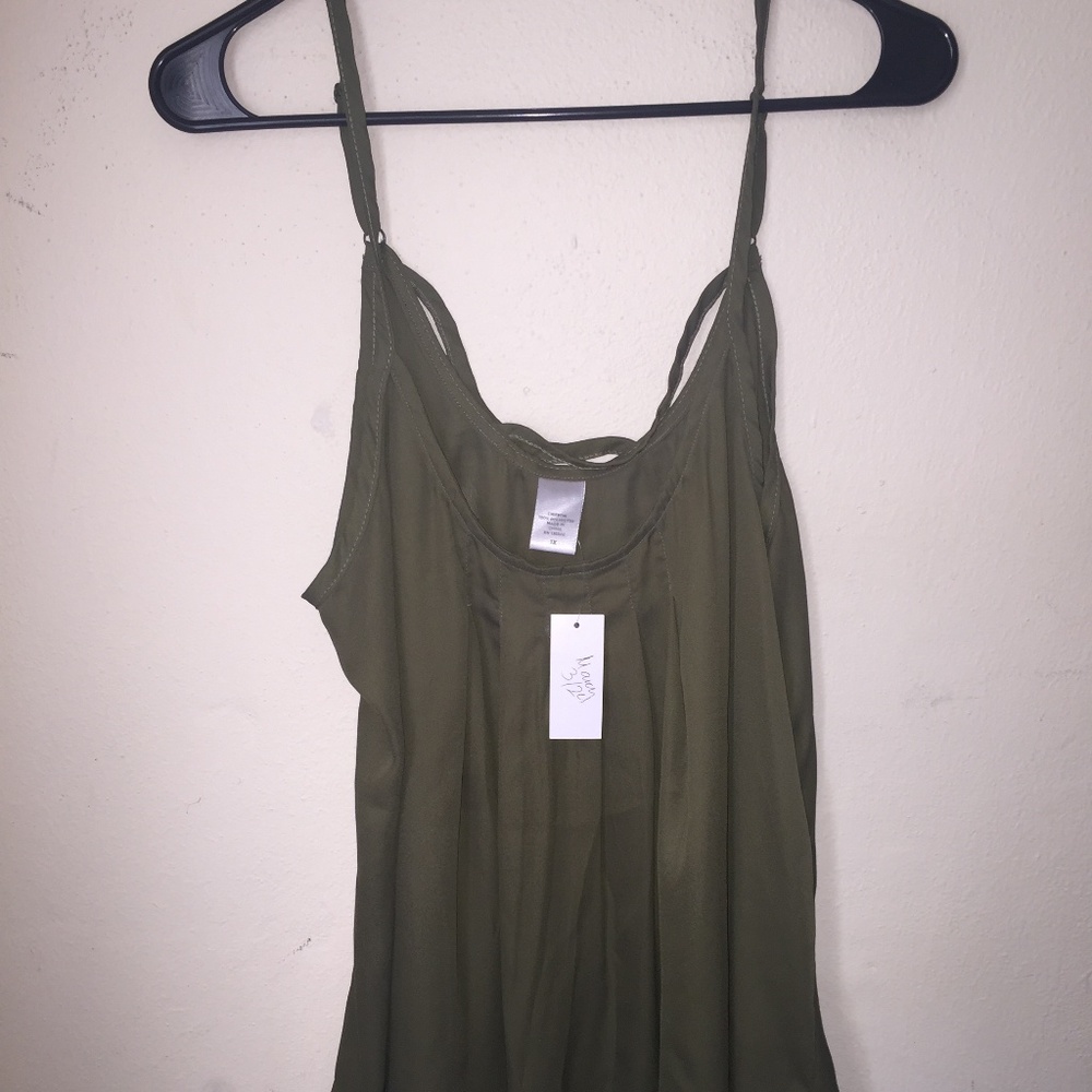 Avenue Forest Green Top